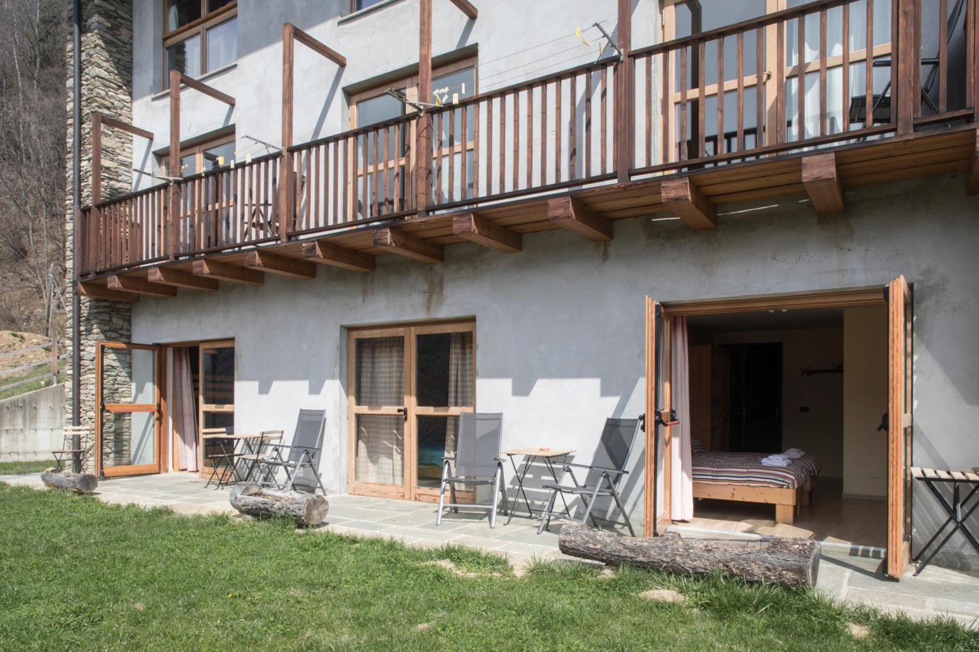 Rifugio Galaberna Hotell Ostana Exteriör bild