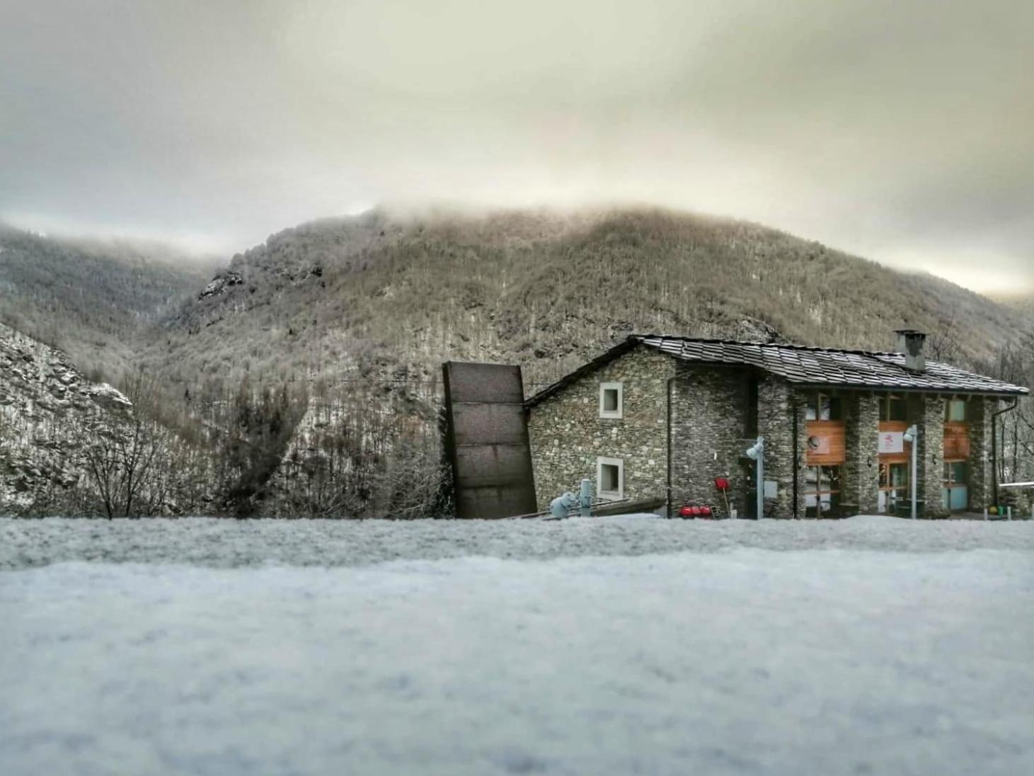 Rifugio Galaberna Hotell Ostana Exteriör bild